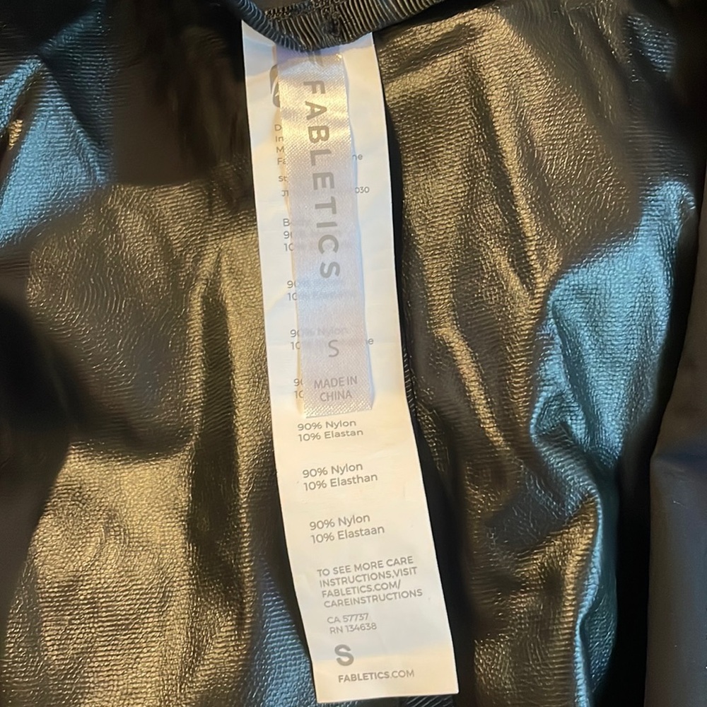 Fabletics Giana Jacket Size Small - image 4